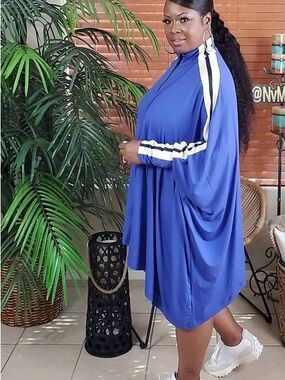 Women’s Royal Blue Dress with White & Black Stripe Detail size Small